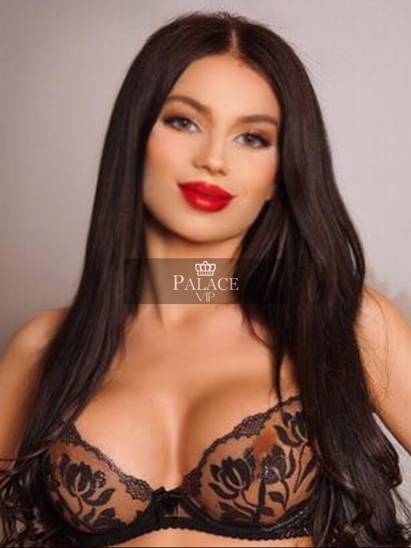 Jazmin, Mayfair, Hungarian Escort