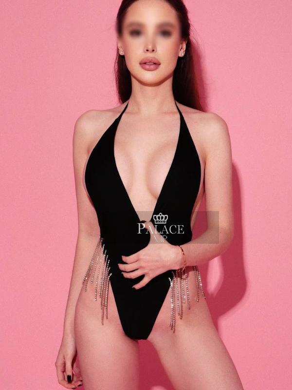 Dasha, Dubai, Russian Escort