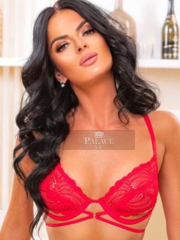 Julianna, Earls Court, Russian  Escort