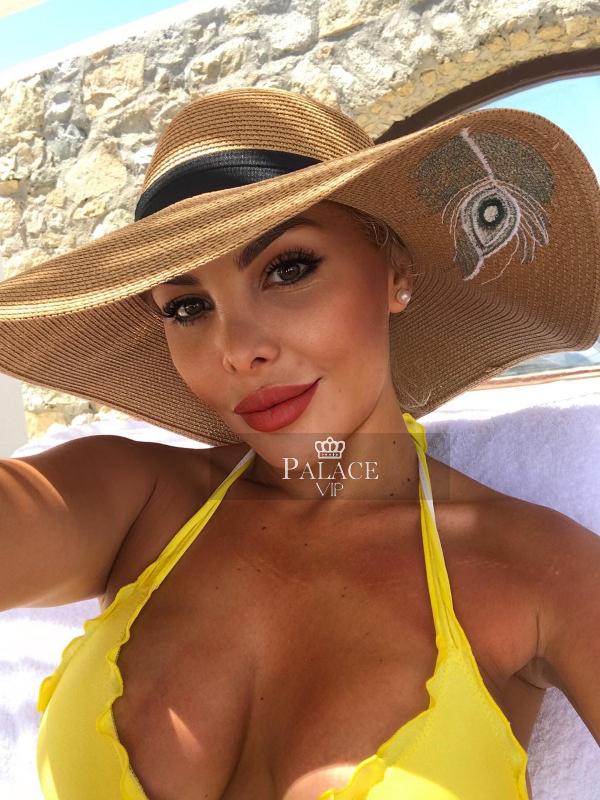 Monica, Chelsea, Spanish Escort