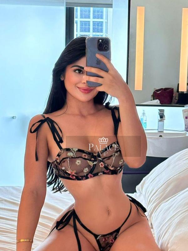 Sophie, Edgware Rd, Brazilian Escort