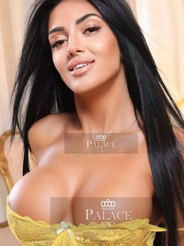 Ana, Earls Court, European Escort