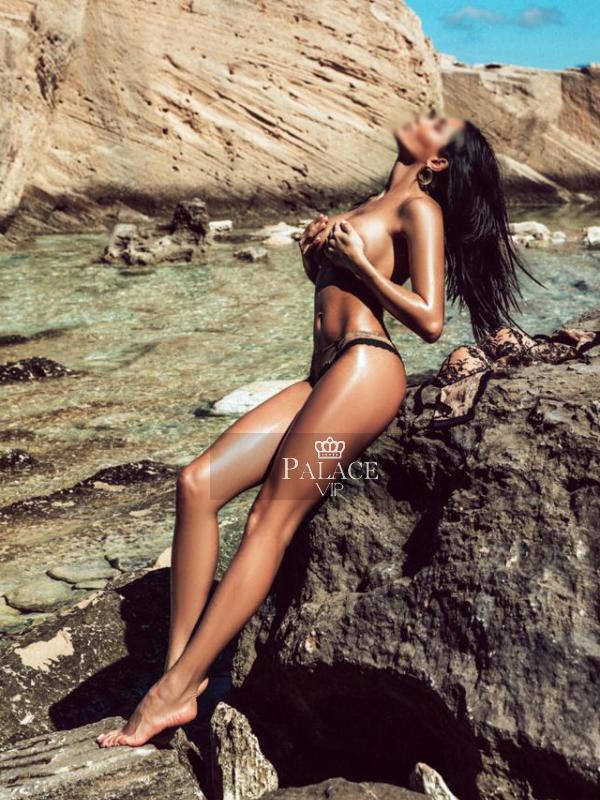 Janice, Knightsbridge, Eastern Europe Escort