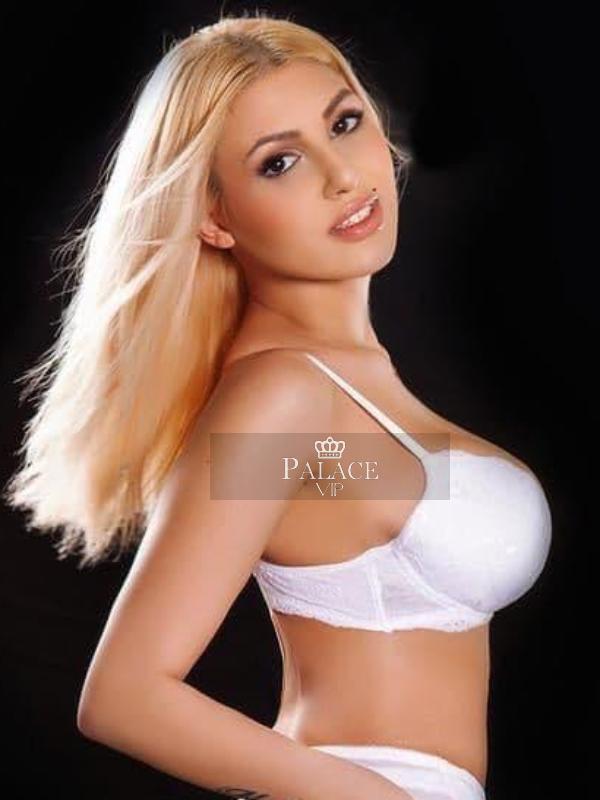 Katte, Marble Arch, Eastern European Escort