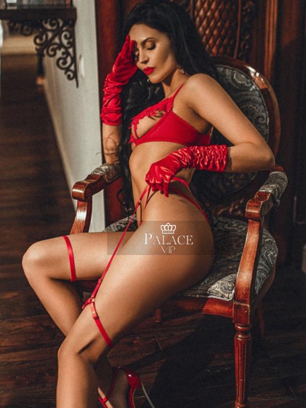 Margo, Chelsea, Russian  Escort