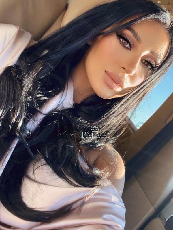 Aylin, Kensington, Turkish Escort