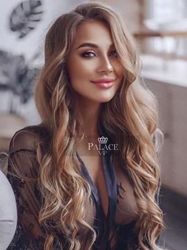Lazurita, Kensington, Russian Escort