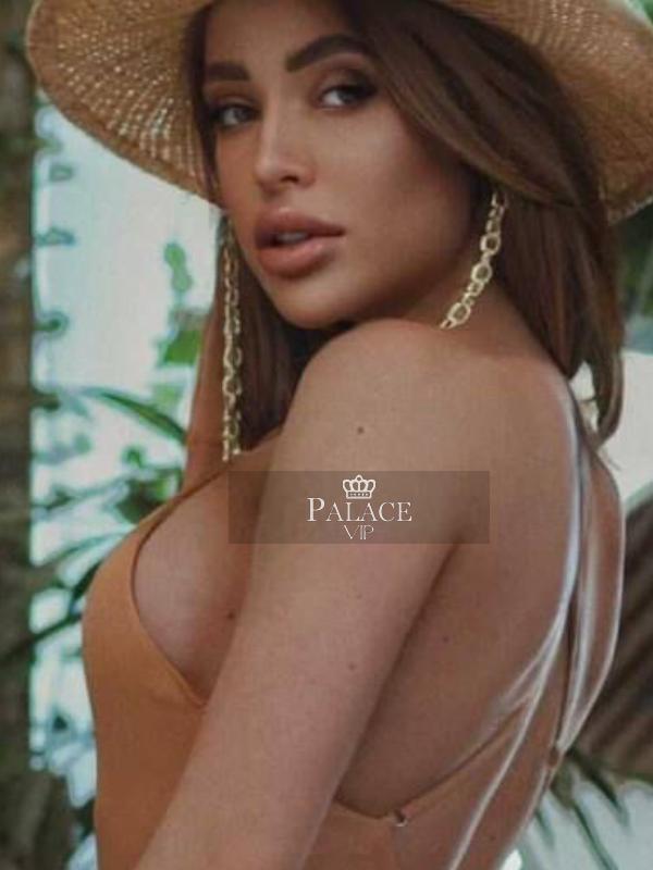 Alina, Earls Court, Ukranian Escort