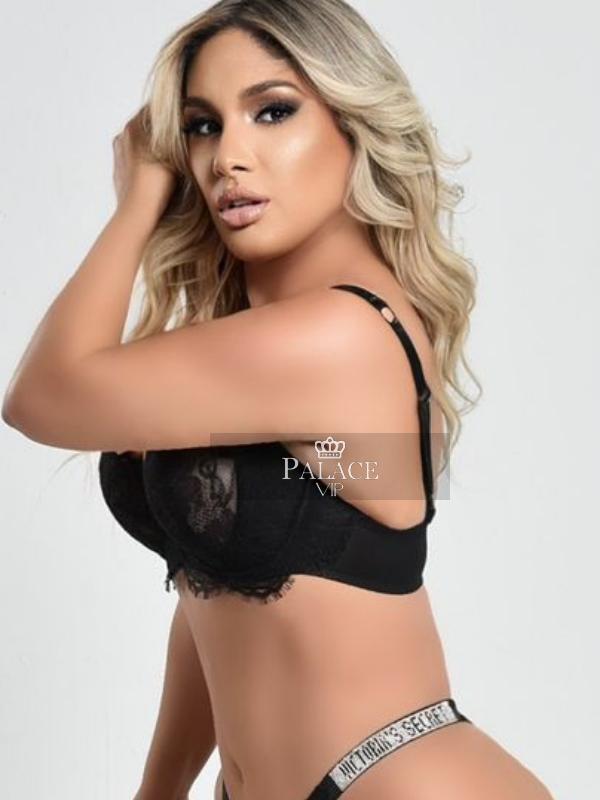 Luana, Notting Hill, Brazilian  Escort