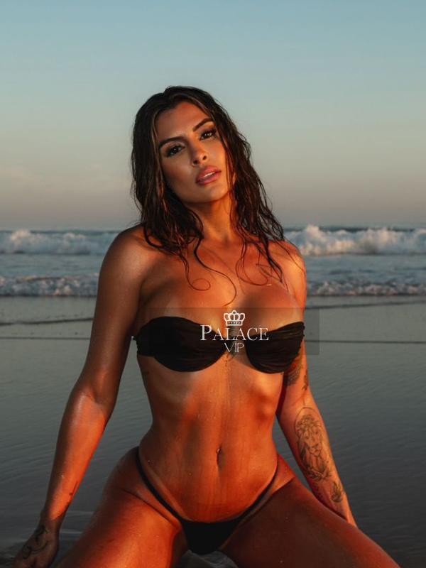 Vicky, Mayfair, Brazilian Escort